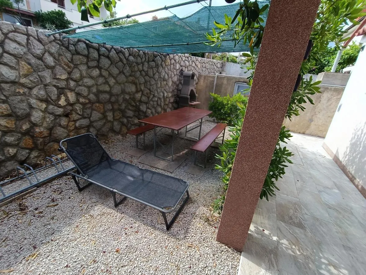 Studio Apartmani Zoric Silo  0*, Silo (Krk) Croatia